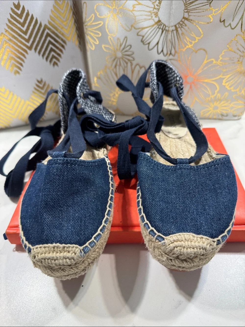Laurent Lace Espadrille Women’s Navy Espadrille Lace-Up Flats (Soludos)